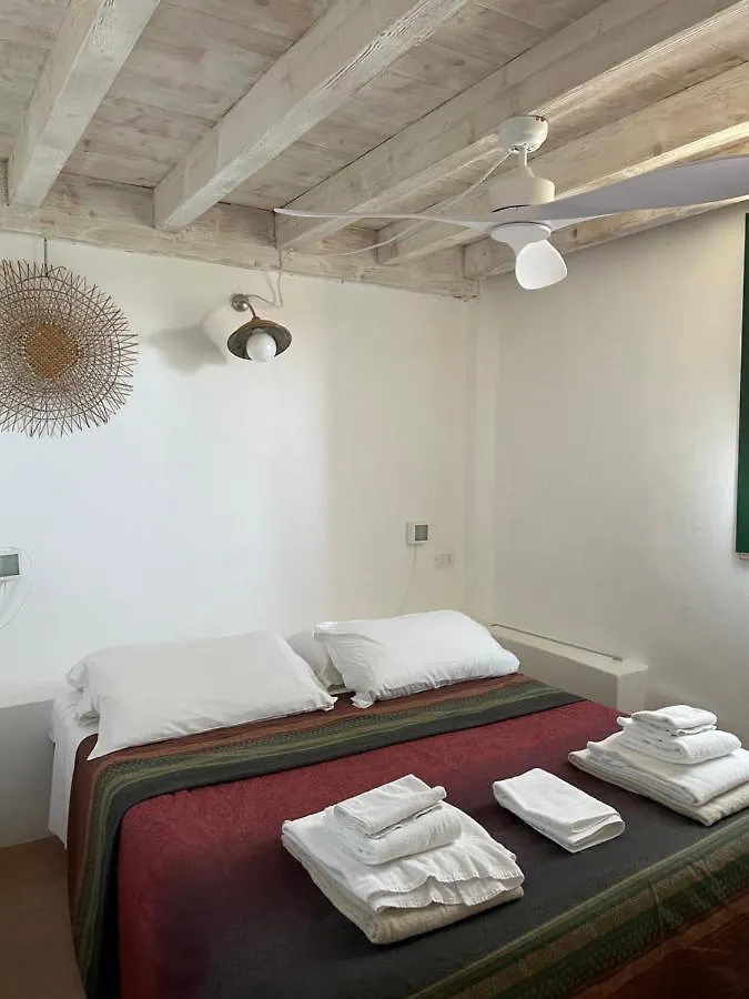 Residenza A Cova Guest House Carloforte  Country house
