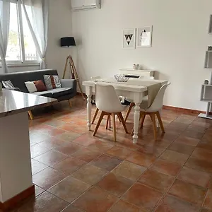 Ucuppu Apartment